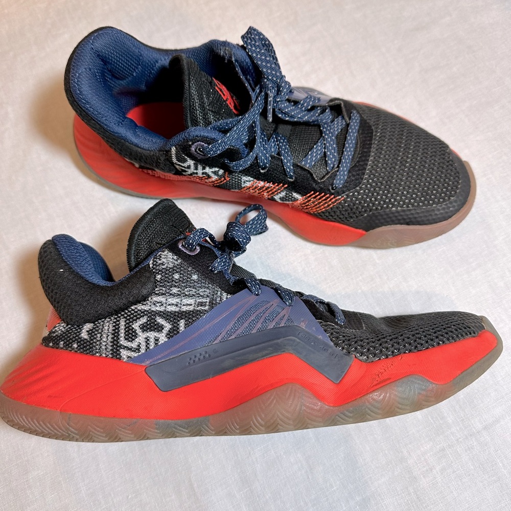 Adidas spider man Bounce sneakers